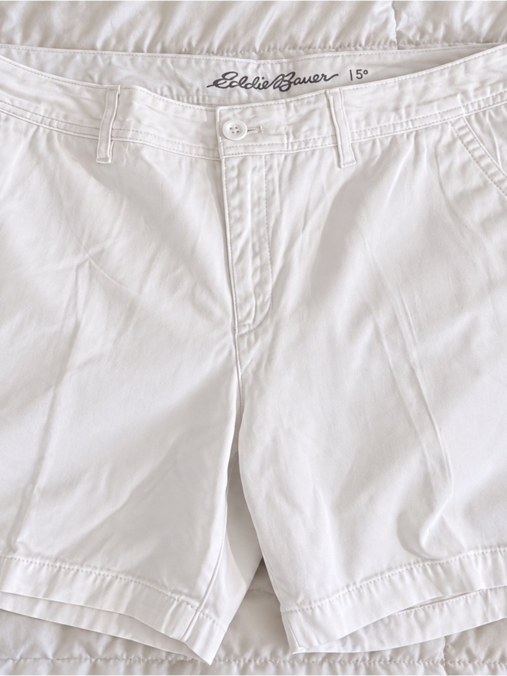 Eddie Bauer Women’s Size 14 White Legendwash Chino Shorts NWOT Casual Summer